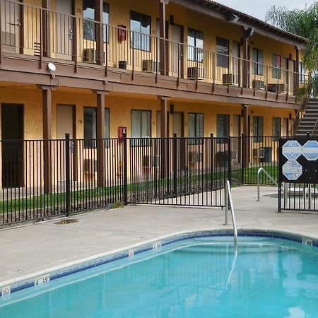 Best Economy Inn & Suites Μπέικερσφιλντ Εξωτερικό φωτογραφία