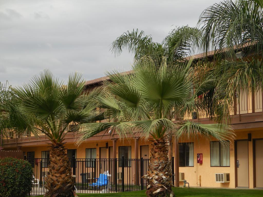 Best Economy Inn & Suites Μπέικερσφιλντ Εξωτερικό φωτογραφία