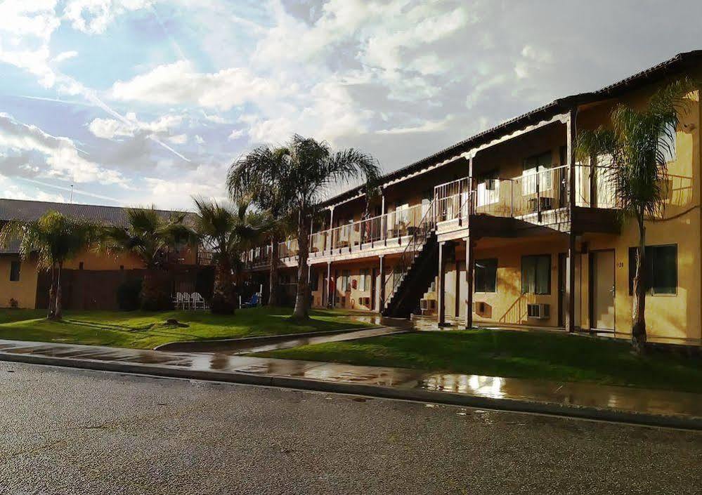 Best Economy Inn & Suites Μπέικερσφιλντ Εξωτερικό φωτογραφία