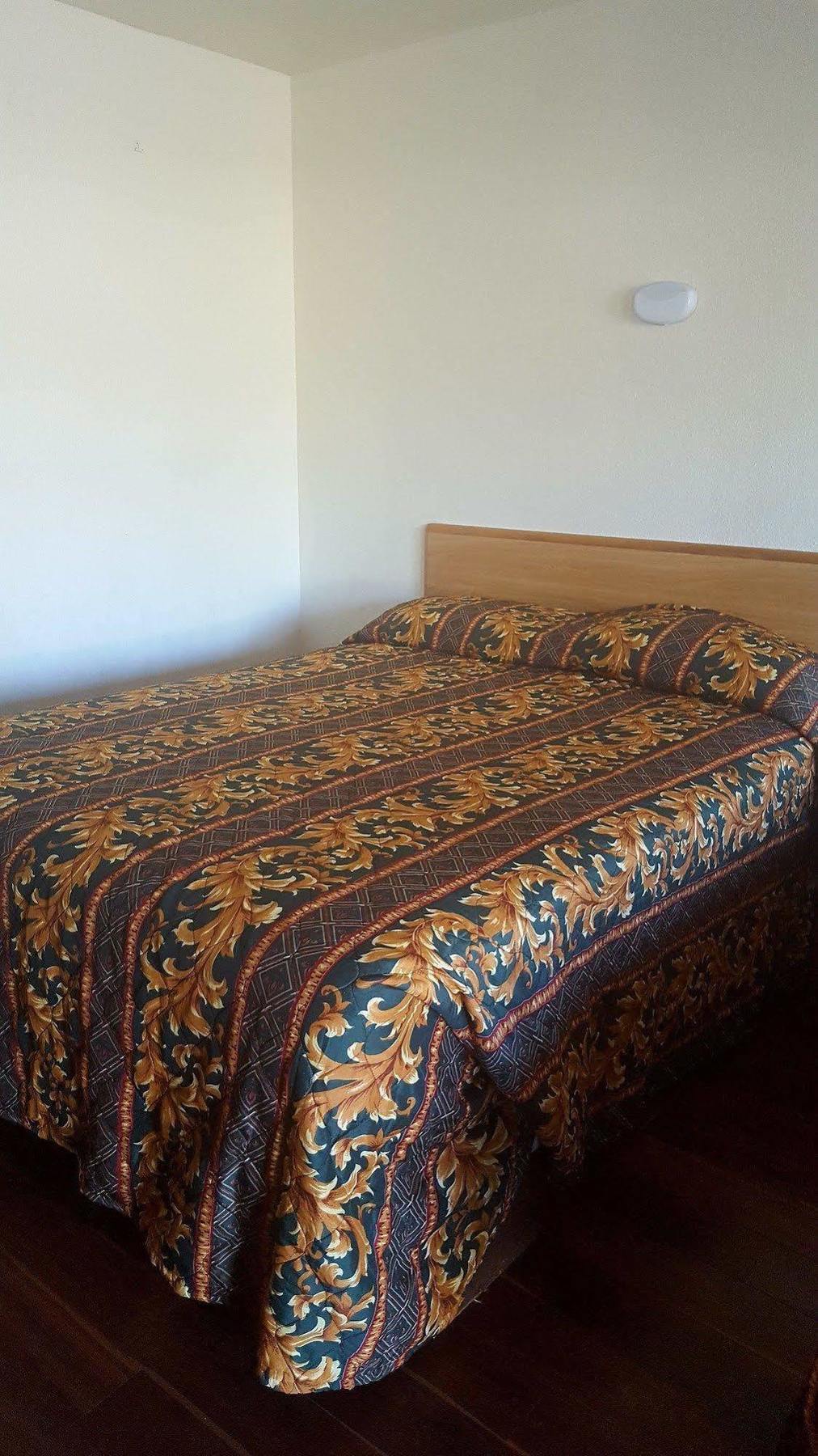 Best Economy Inn & Suites Μπέικερσφιλντ Εξωτερικό φωτογραφία