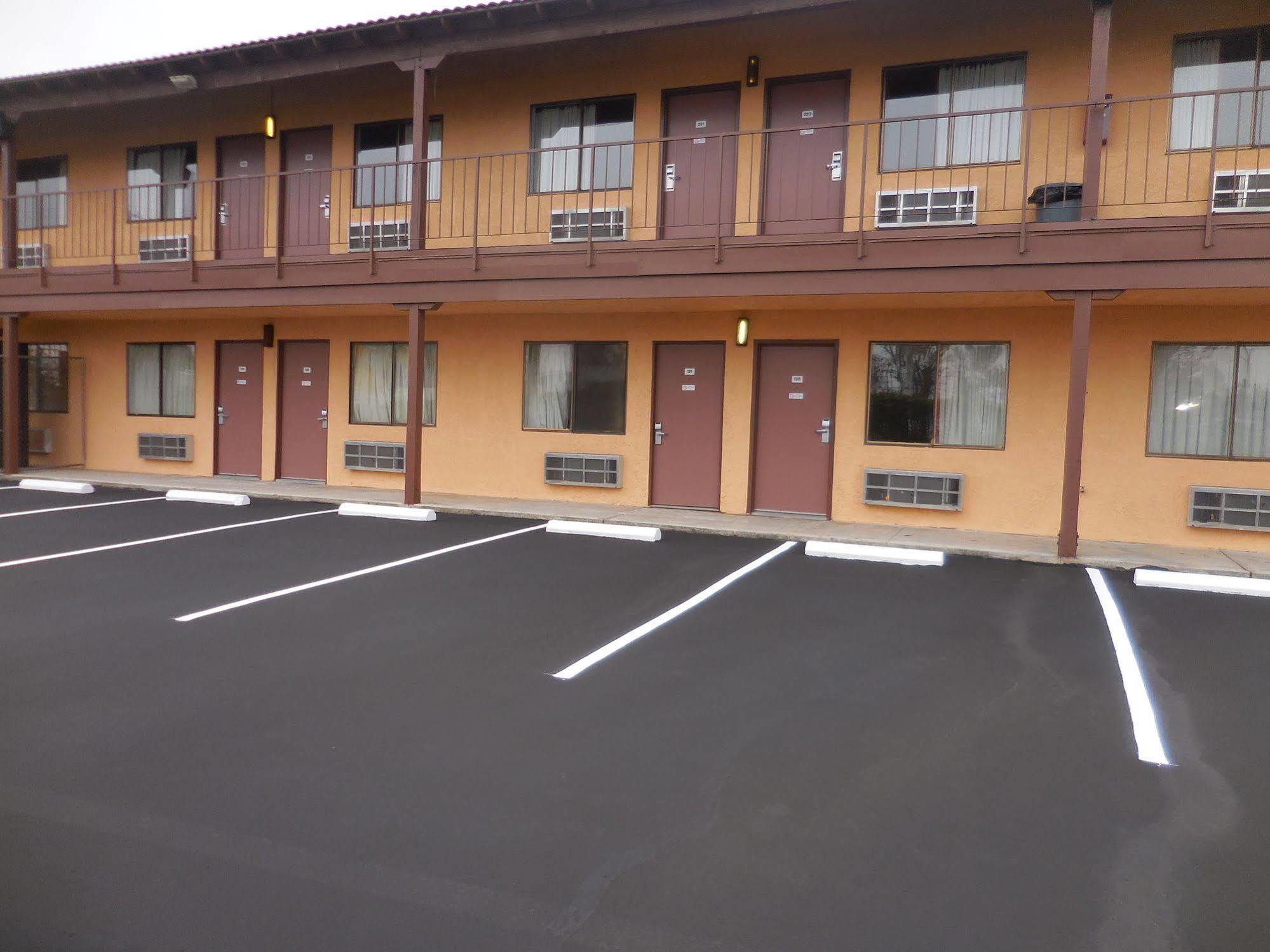 Best Economy Inn & Suites Μπέικερσφιλντ Εξωτερικό φωτογραφία